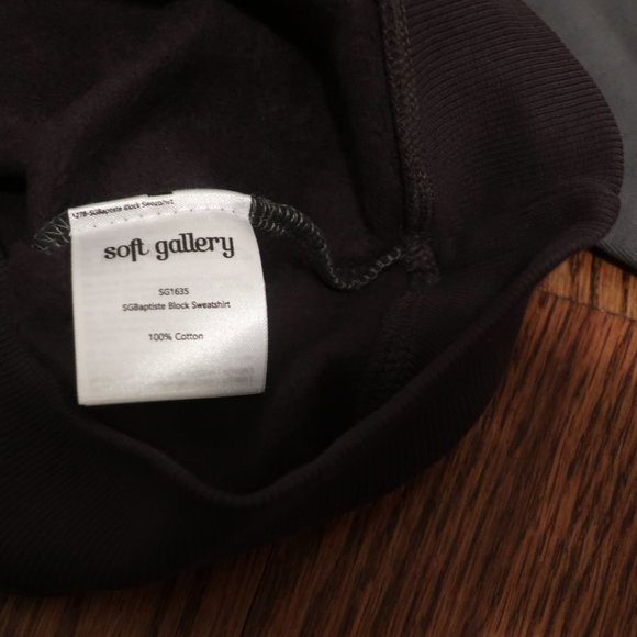 BNWT Fleece Lined Colorblock Top Size 5 - Picture 11 of 14